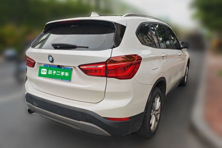 Used BMW X1 2016 sDrive18Li Fashion Model Rear Right 45 Deg