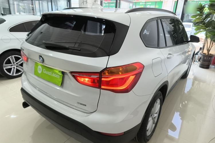 Used BMW X1 2016 sDrive18Li Fashion Model Rear Right 45 Deg