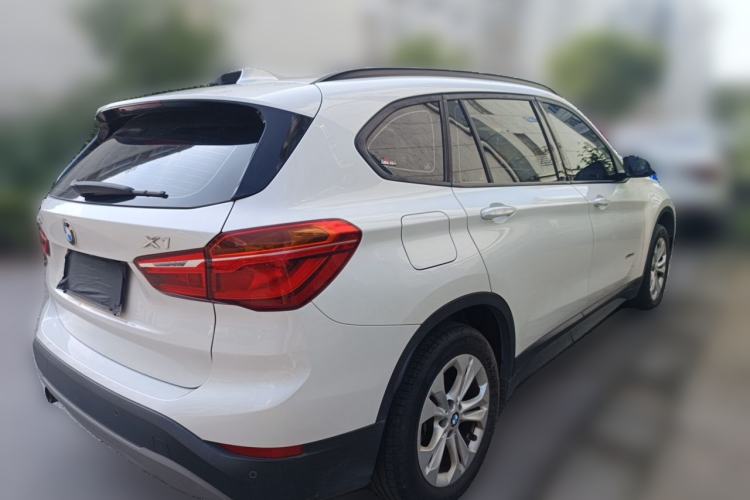 Used BMW X1 2016 sDrive18Li Fashion Model Rear Right 45 Deg