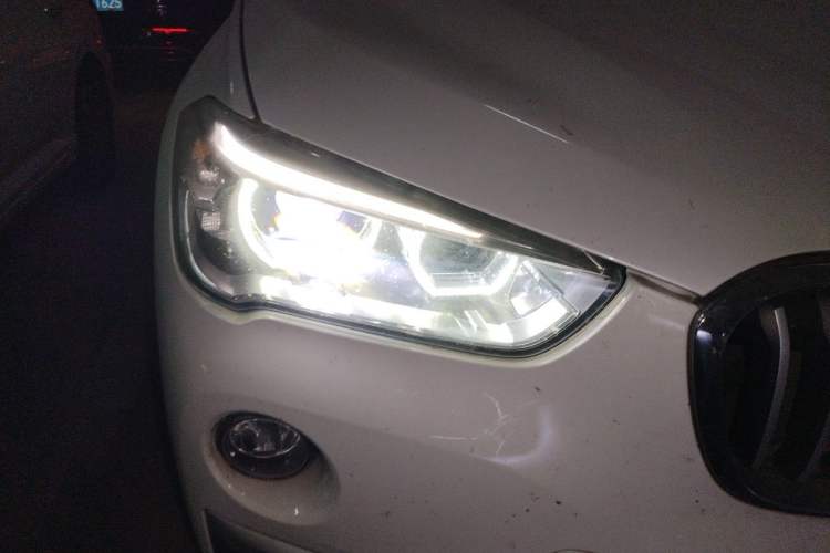 Used BMW X1 2016 xDrive20Li Luxury Model Right Front Headlight