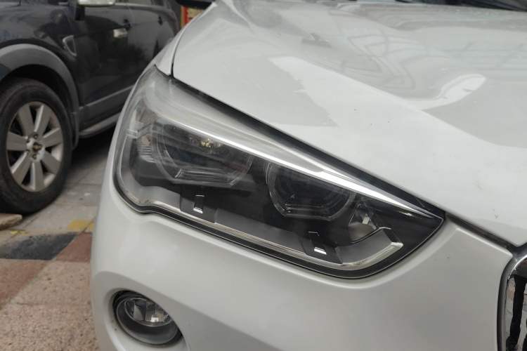 Used BMW X1 2016 sDrive18Li Premium Edition Right Front Headlight