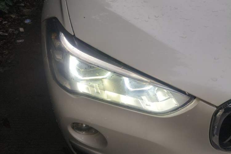 Used BMW X1 2016 sDrive18Li Luxury Model Right Front Headlight