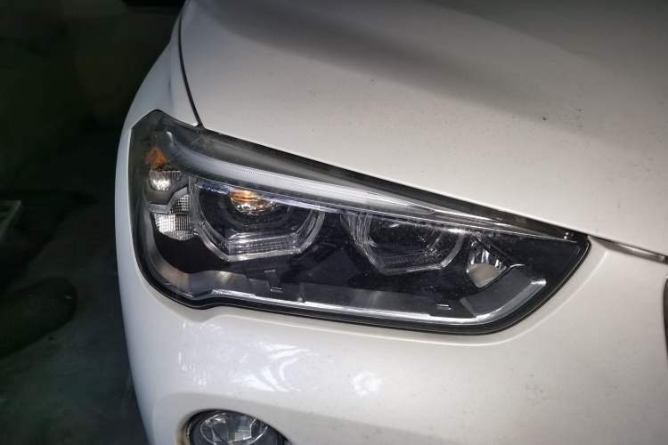Used BMW X1 2016 sDrive18Li Premium Edition Right Front Headlight