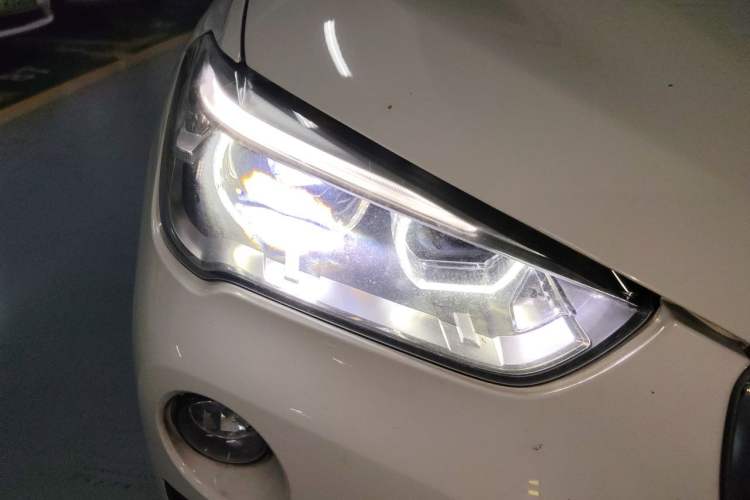 Used BMW X1 2016 sDrive18Li Premium Edition Right Front Headlight