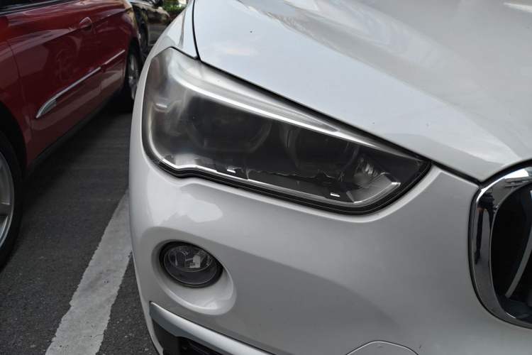 Used BMW X1 2016 sDrive20Li Luxury Model Right Front Headlight
