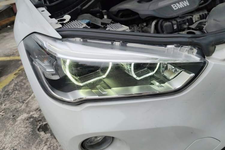Used BMW X1 2016 sDrive18Li Premium Edition Right Front Headlight