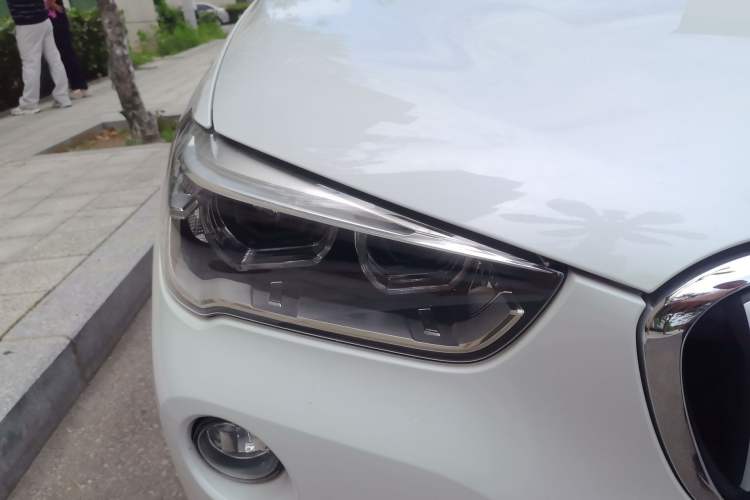 Used BMW X1 2016 sDrive18Li Luxury Model Right Front Headlight