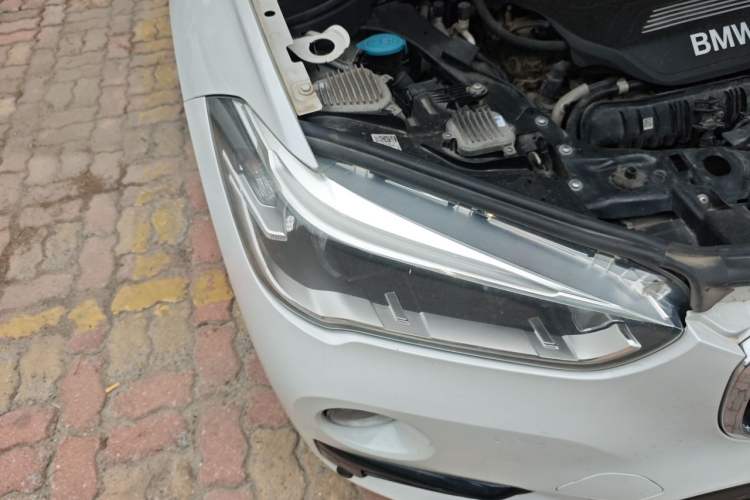 Used BMW X1 2016 sDrive20Li Luxury Model Right Front Headlight