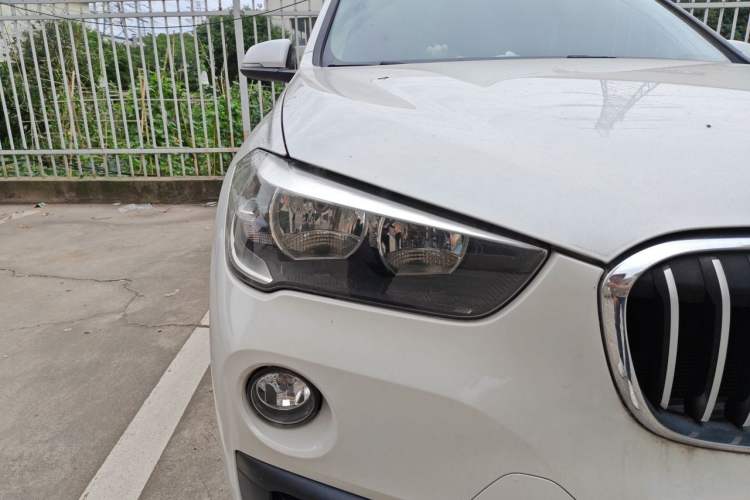 Used BMW X1 2016 sDrive18Li Fashion Model Right Front Headlight