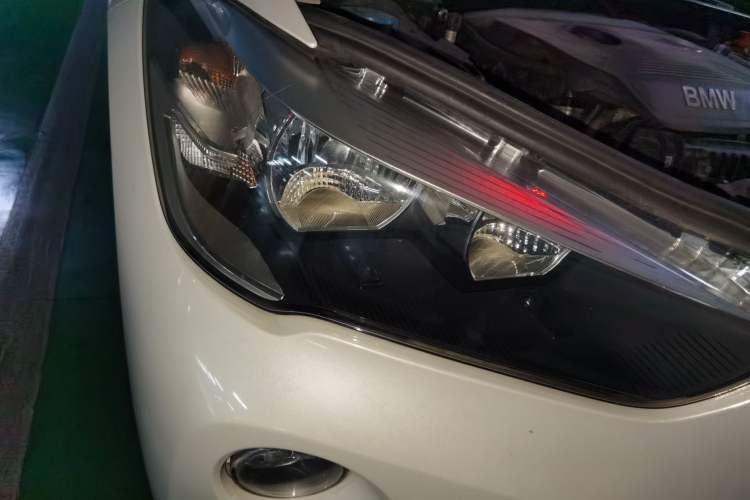 Used BMW X1 2016 sDrive18Li Fashion Model Right Front Headlight