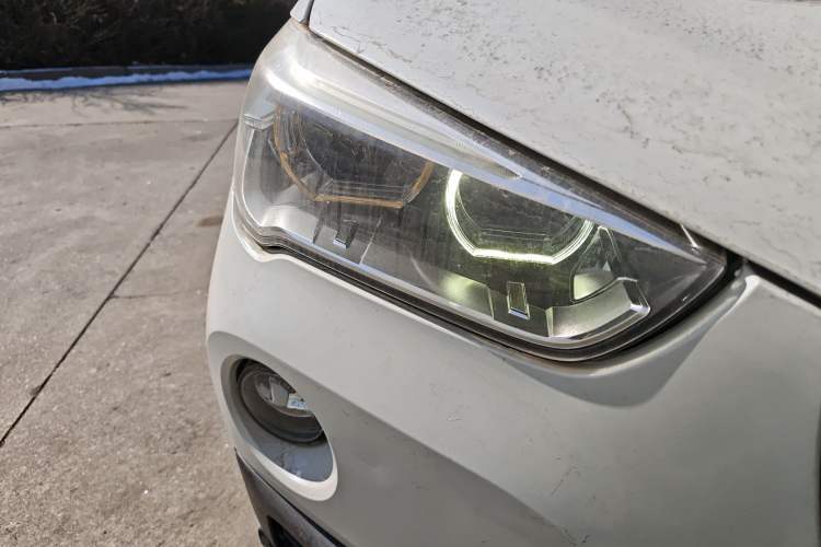 Used BMW X1 2016 sDrive18Li Premium Edition Right Front Headlight