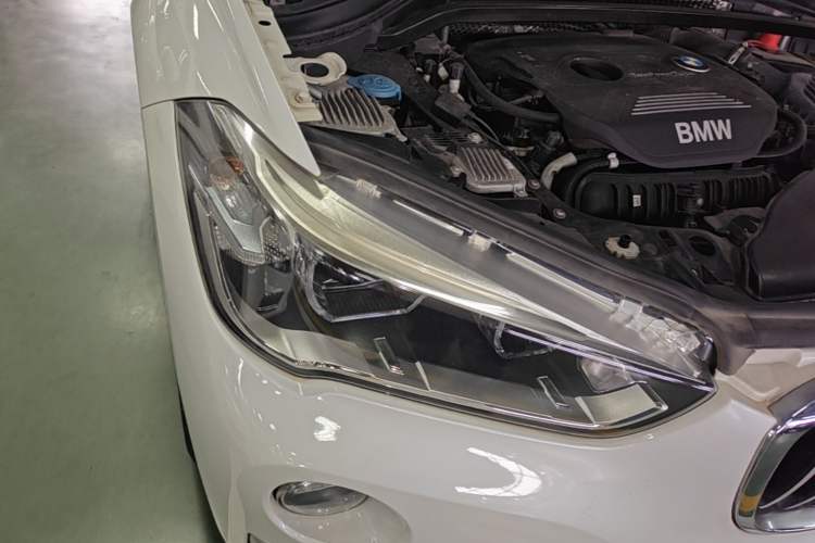 Used BMW X1 2016 sDrive20Li Luxury Model Right Front Headlight