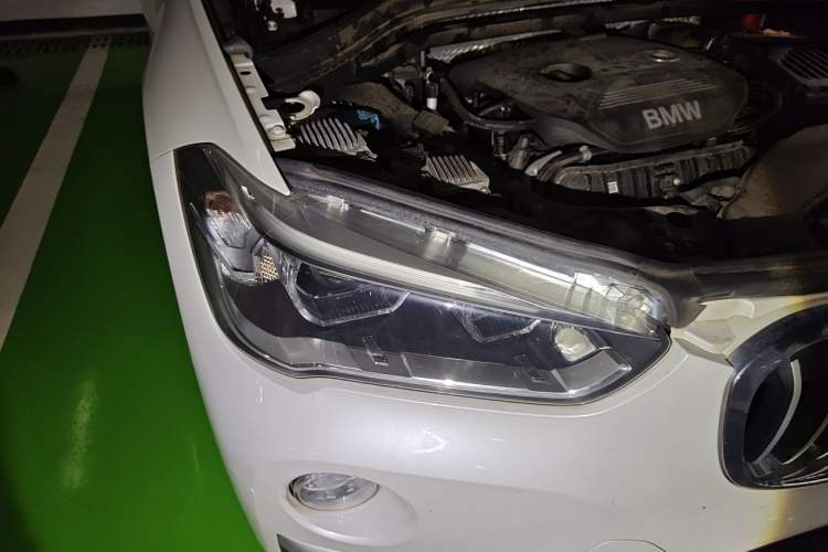 Used BMW X1 2016 sDrive20Li Luxury Model Right Front Headlight