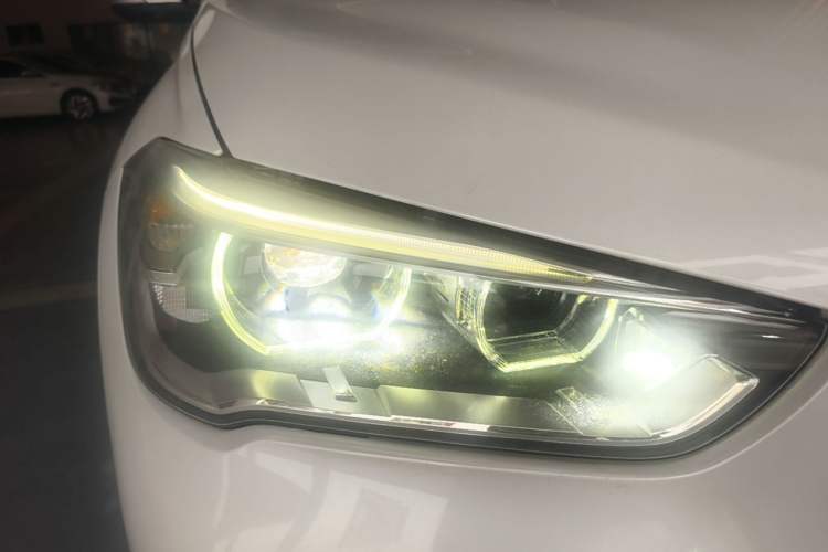 Used BMW X1 2016 sDrive18Li Premium Edition Right Front Headlight
