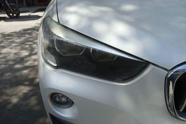 Used BMW X1 2016 sDrive18Li Fashion Model Right Front Headlight