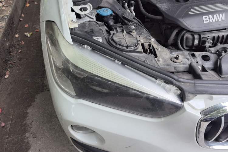 Used BMW X1 2016 sDrive18Li Fashion Model Right Front Headlight