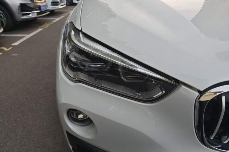 Used BMW X1 2016 sDrive18Li Premium Edition Right Front Headlight