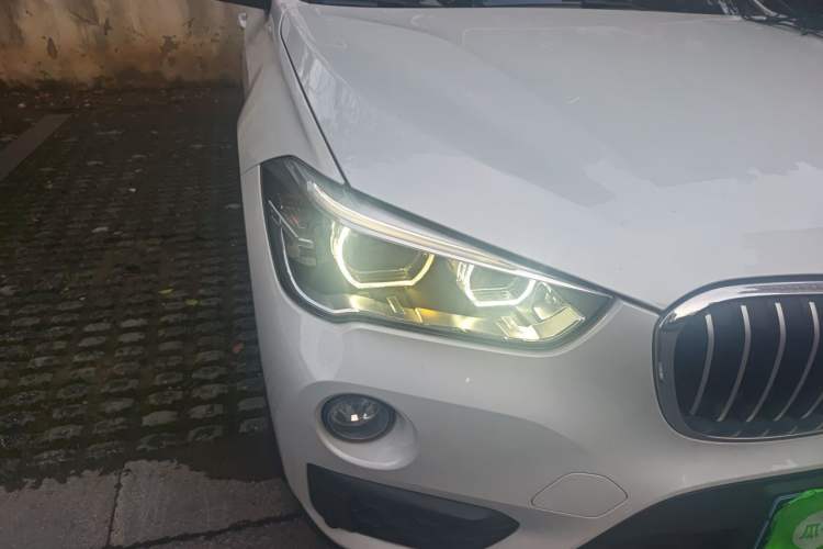 Used BMW X1 2016 sDrive18Li Premium Edition Right Front Headlight