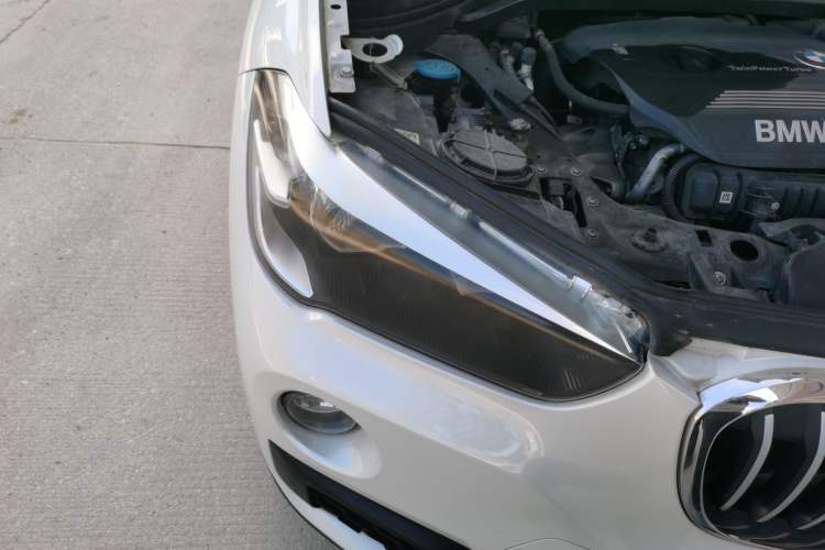 Used BMW X1 2016 sDrive18Li Fashion Model Right Front Headlight