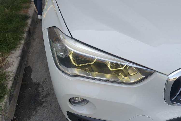 Used BMW X1 2016 sDrive18Li Premium Edition Right Front Headlight
