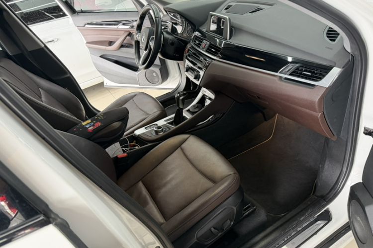 Used BMW X1 2016 sDrive20Li Luxury Model Right Front Seat
