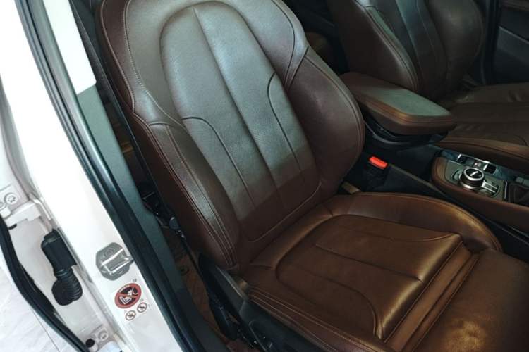 Used BMW X1 2016 sDrive20Li Luxury Model Right Front Seat