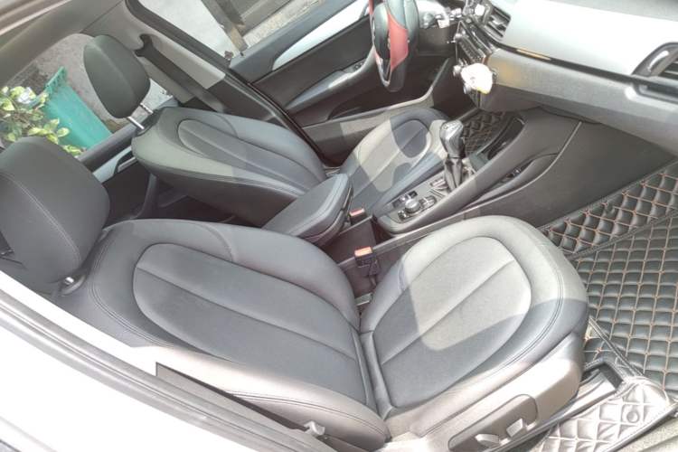Used BMW X1 2016 sDrive18Li Premium Edition Right Front Seat