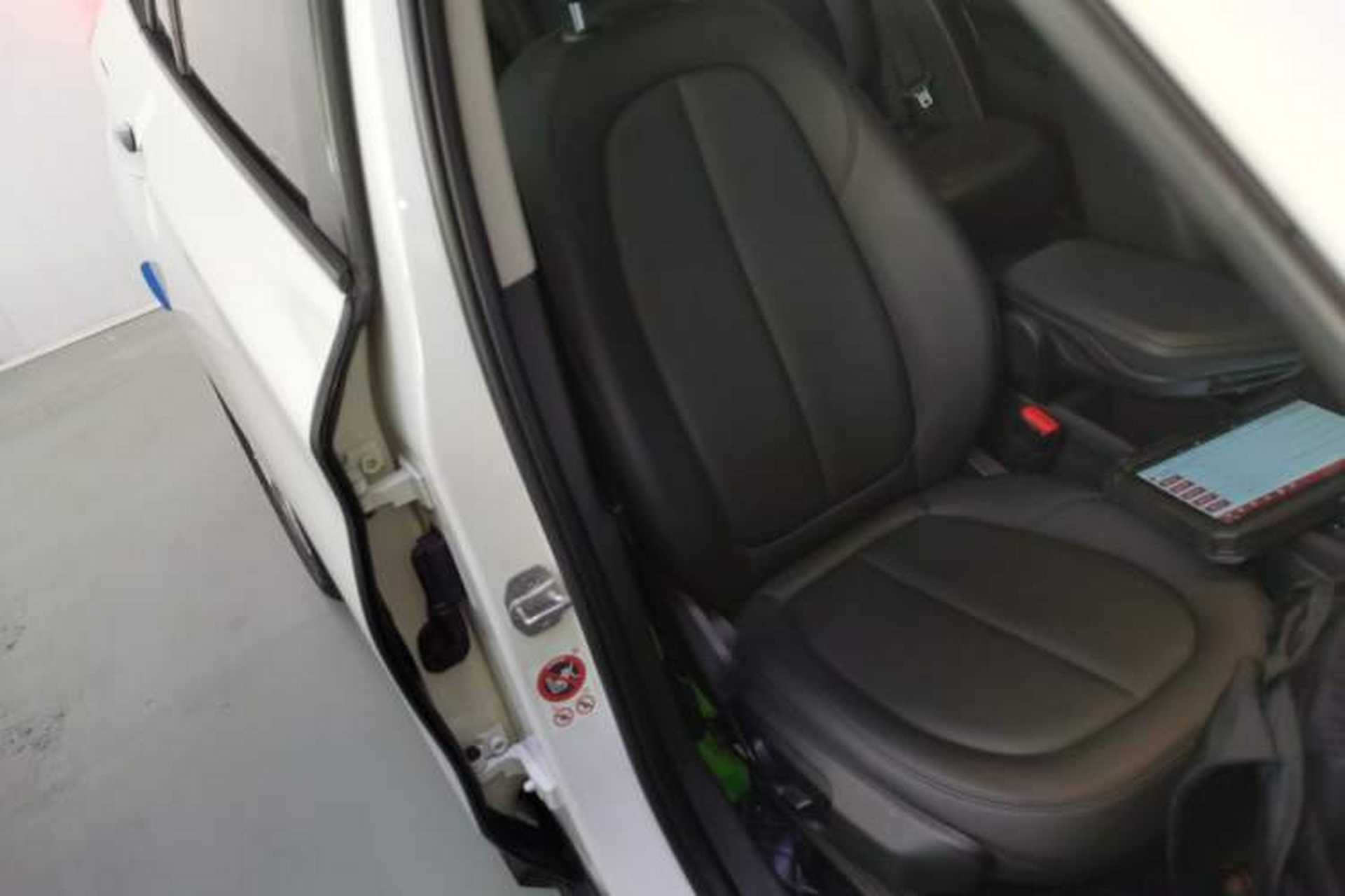 Used BMW X1 2016 sDrive18Li Fashion Model Right Front Seat