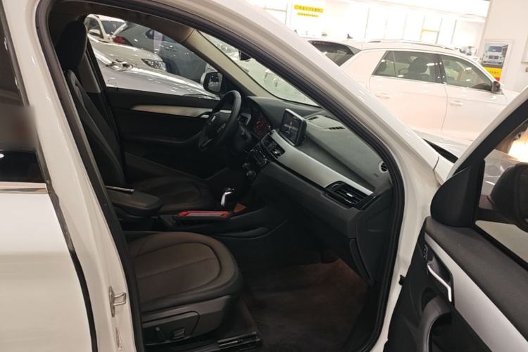 Used BMW X1 2016 sDrive18Li Fashion Model Right Front Seat