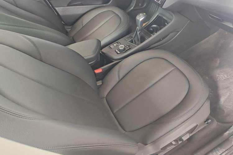 Used BMW X1 2016 sDrive18Li Fashion Model Right Front Seat