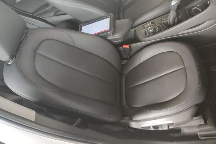 Used BMW X1 2016 sDrive18Li Fashion Model Right Front Seat