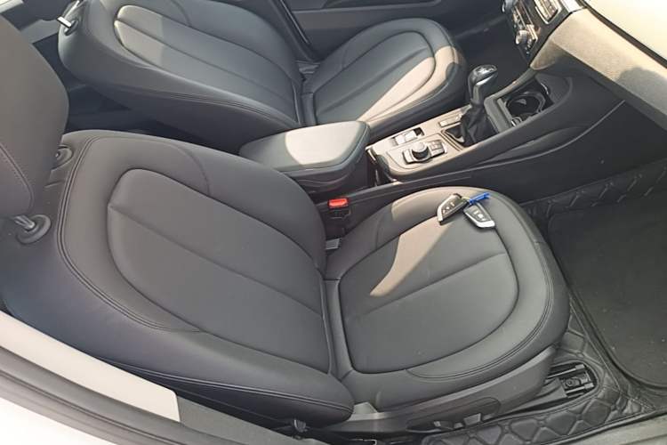 Used BMW X1 2016 sDrive18Li Premium Edition Right Front Seat