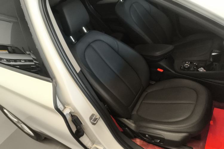 Used BMW X1 2016 sDrive18Li Fashion Model Right Front Seat