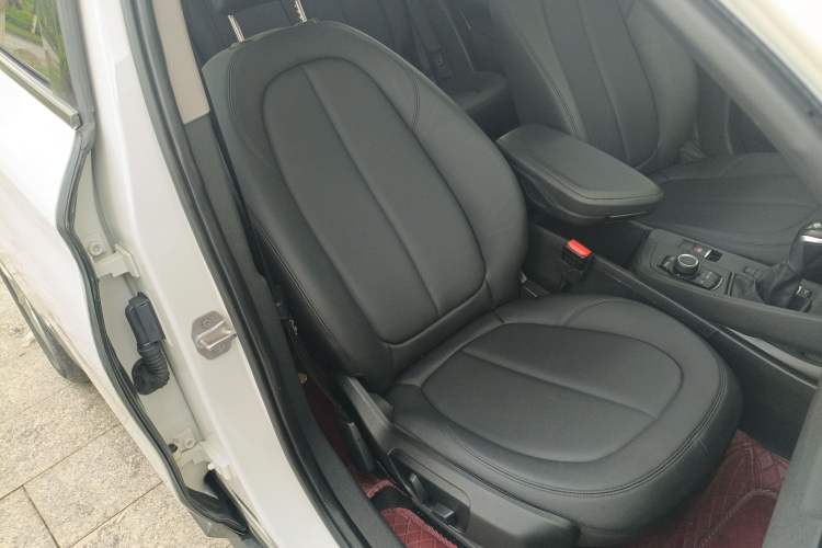 Used BMW X1 2016 sDrive18Li Fashion Model Right Front Seat