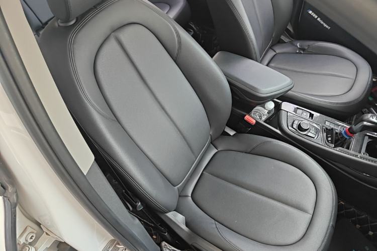 Used BMW X1 2016 sDrive18Li Fashion Model Right Front Seat