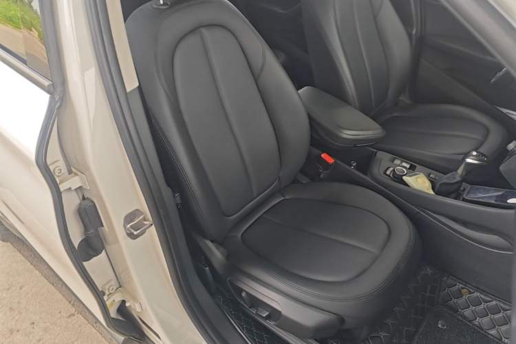 Used BMW X1 2016 sDrive18Li Fashion Model Right Front Seat