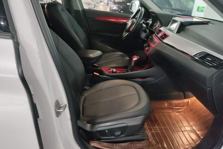 Used BMW X1 2016 sDrive18Li Premium Edition Right Front Seat