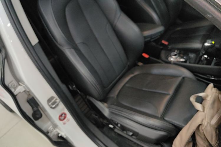 Used BMW X1 2016 sDrive20Li Luxury Model Right Front Seat