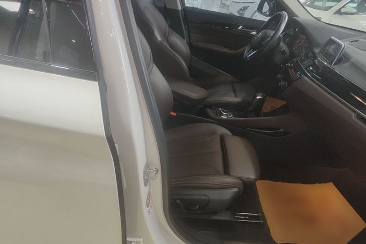 Used BMW X1 2016 sDrive20Li Luxury Model Right Front Seat