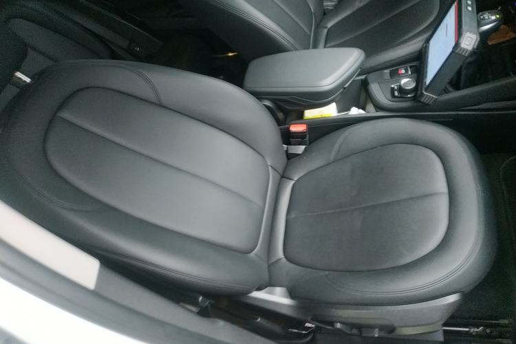 Used BMW X1 2016 sDrive18Li Premium Edition Right Front Seat