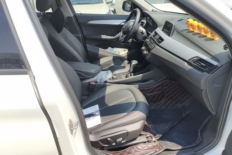 Used BMW X1 2016 sDrive18Li Premium Edition Right Front Seat