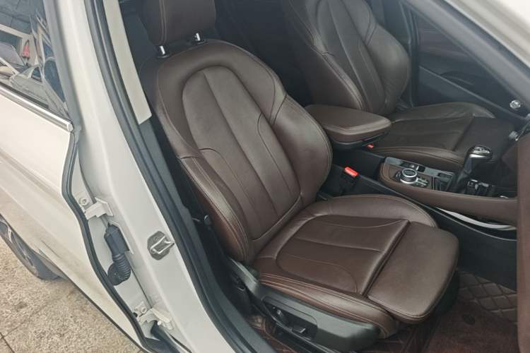 Used BMW X1 2016 sDrive20Li Luxury Model Right Front Seat