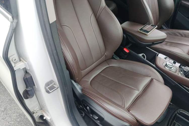 Used BMW X1 2016 sDrive20Li Luxury Model Right Front Seat