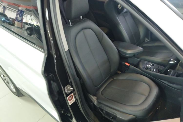 Used BMW X1 2016 sDrive18Li Premium Edition Right Front Seat