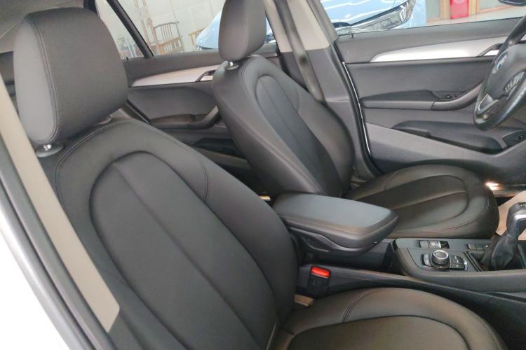 Used BMW X1 2016 sDrive18Li Premium Edition Right Front Seat