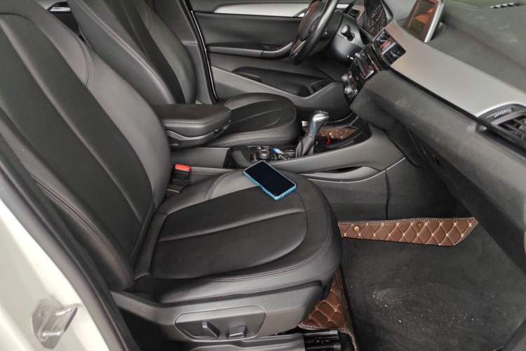 Used BMW X1 2016 sDrive18Li Premium Edition Right Front Seat