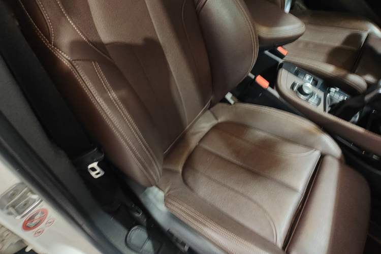 Used BMW X1 2016 sDrive18Li Luxury Model Right Front Seat