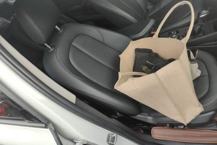 Used BMW X1 2016 sDrive18Li Premium Edition Right Front Seat