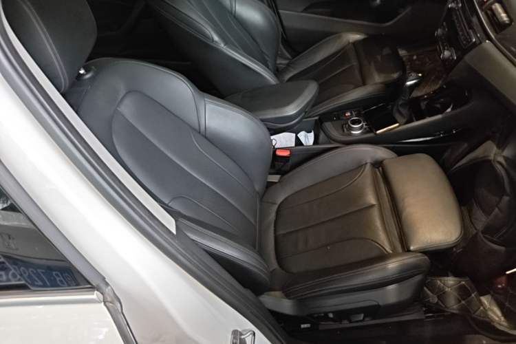 Used BMW X1 2016 sDrive20Li Luxury Model Right Front Seat