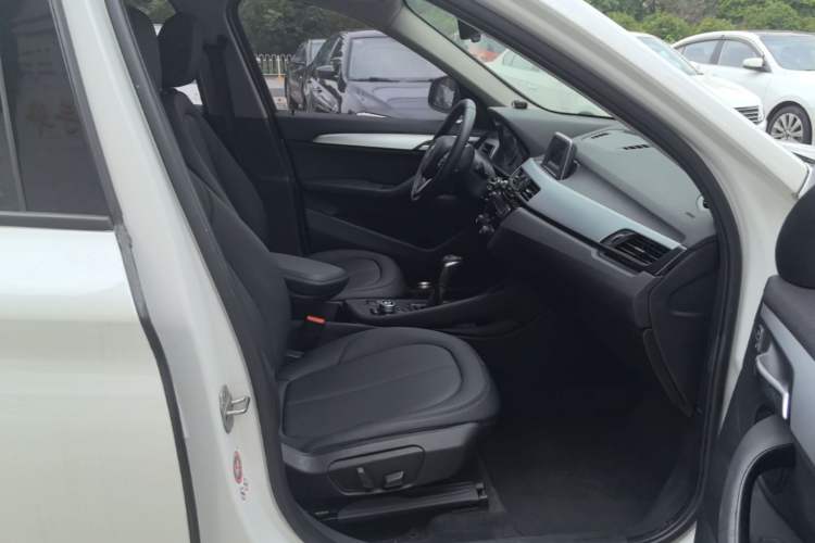 Used BMW X1 2016 sDrive18Li Fashion Model Right Front Seat